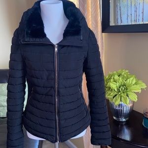 ZARA BASIC BLACK PUFFER COAT WITH HOOD AND FAUX FU